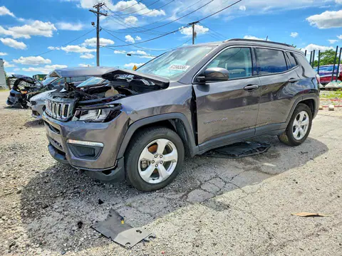 3C4NJCBB9KT616109 — 2019 Jeep Compass, Parte delantera (Front End), fotos antes de reparar