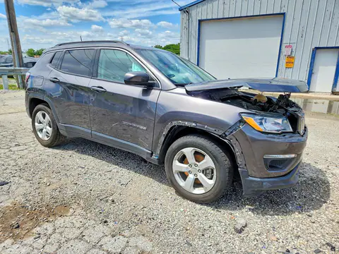 3C4NJCBB9KT616109 — 2019 Jeep Compass, photo 4 from Copart 14.10.2026, Front end
