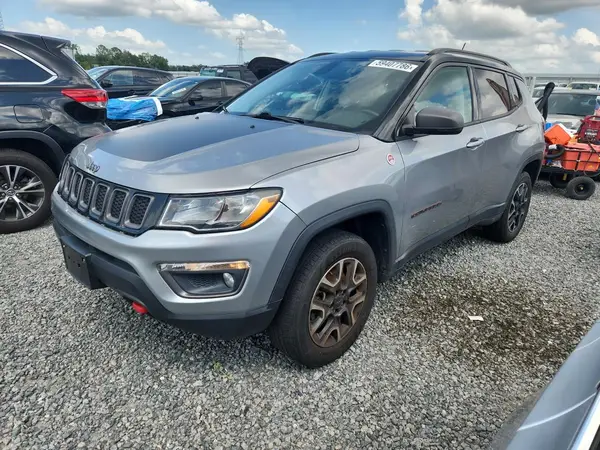 3C4NJDDB4KT733132 Jeep Compass 2019 — uszkodzenie Przód, zdjęcie przed naprawą