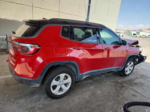 2019 Jeep Compass VIN 3C4NJDDB7KT752953 фото 3