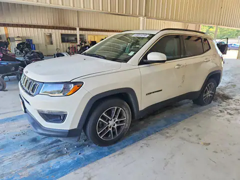 3C4NJCBB7KT769412 Jeep Compass 2019 — Engine fire damage, before-repair photo