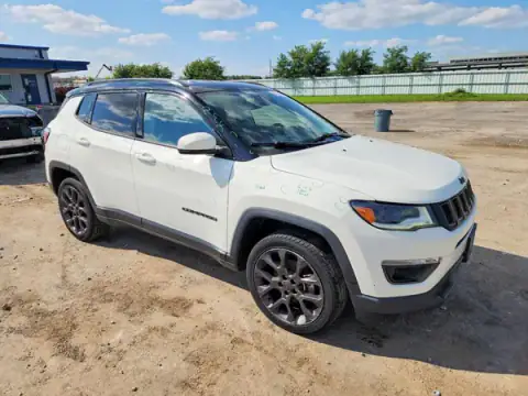 3C4NJDCB3KT712077 — 2019 Jeep Compass, фото 4 з Copart 22.09.2026, Град