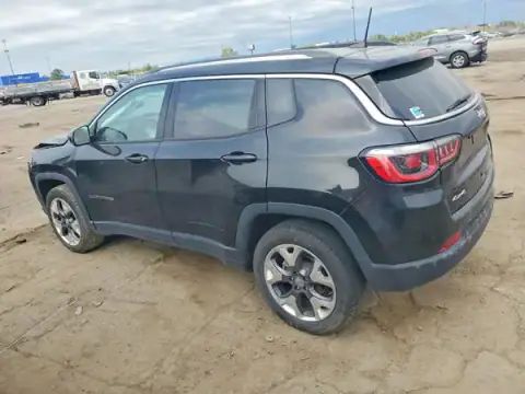 3C4NJDCB1KT827244 — 2019 Jeep Compass, photo 2 from Copart, Front end