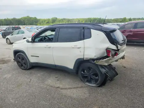 3C4NJCBB4KT677383 — 2019 Jeep Compass, foto 2 de Copart, Parte trasera