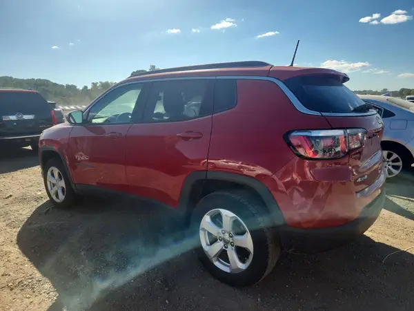 3C4NJDBB1KT689612 — 2019 Jeep Compass, zdjęcie 2 z Copart, Przód