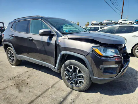 2019 Jeep Compass VIN 3C4NJDDB6KT660491 фото 4