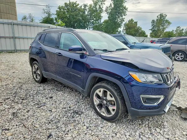 3C4NJDCB8KT767463 — 2019 Jeep Compass, фото 4 с аукциона Copart, Передняя часть