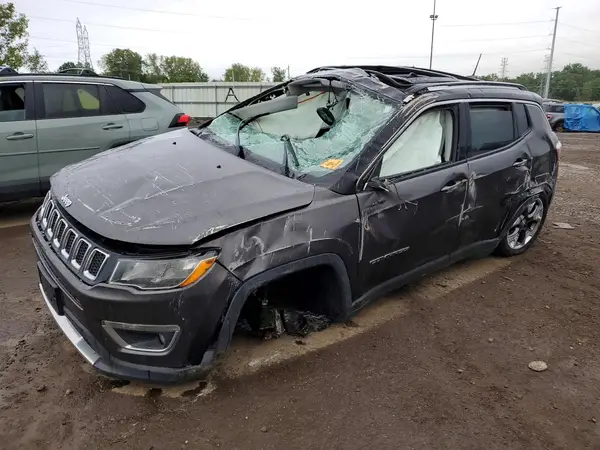 3C4NJDCB7KT638338 Jeep Compass 2019 — Rollover damage, before-repair photo