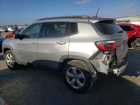 3C4NJDBB0KT597133 — 2019 Jeep Compass, zdjęcie 2 z Copart 20.10.2026, Tył