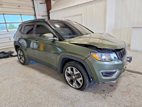 3C4NJDCB0KT752875 — 2019 Jeep Compass, photo 4 from Copart 19.10.2026, Front end