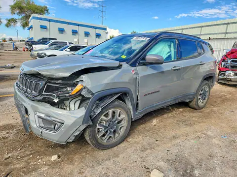 3C4NJDDB6KT668249 — 2019 Jeep Compass, photo 9 from Copart 22.10.2026, Front end