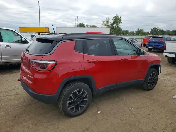 3C4NJDDB9KT668844 — 2019 Jeep Compass, фото 3 с аукциона Copart, Передняя часть