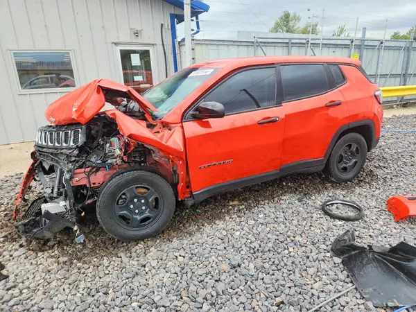3C4NJCAB1KT658338 — 2019 Jeep Compass, Передняя часть (Front End), фото до ремонта
