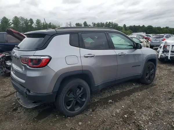 3C4NJDBB9KT593064 — 2019 Jeep Compass, zdjęcie 3 z Copart, Tył
