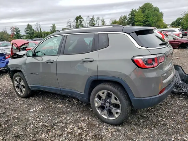 3C4NJDCB3KT690310 — 2019 Jeep Compass, zdjęcie 2 z Copart, Przód