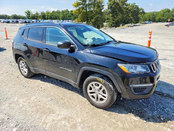 3C4NJCAB1KT844350 — 2019 Jeep Compass, photo 4 from Copart, Front end