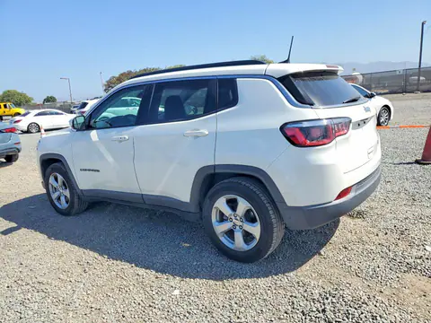 2019 Jeep Compass VIN 3C4NJCBB9KT855546 фото 2