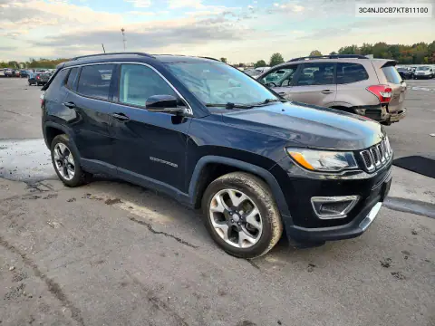3C4NJDCB7KT811100 — 2019 Jeep Compass, photo 4 from Copart, Rear end