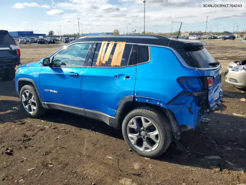 3C4NJDCB9KT704243 — 2019 Jeep Compass, фото 2 с аукциона Copart, Задняя часть