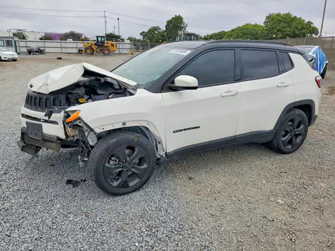 3C4NJCBB0LT147588 Jeep Compass 2020 — Front end damage, before-repair photo