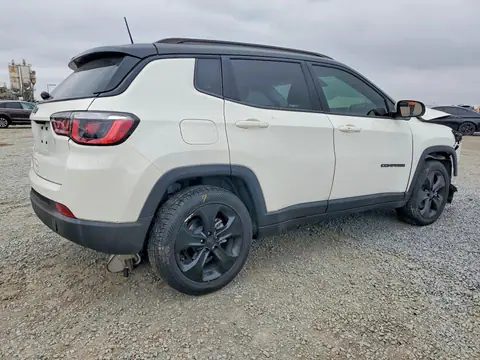 3C4NJCBB0LT147588 — 2020 Jeep Compass, photo 3 from Copart 13.10.2026, Front end