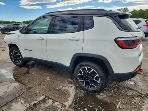 3C4NJDDB3LT151556 — 2020 Jeep Compass, фото 2 с аукциона Copart 14.10.2026, Передняя часть