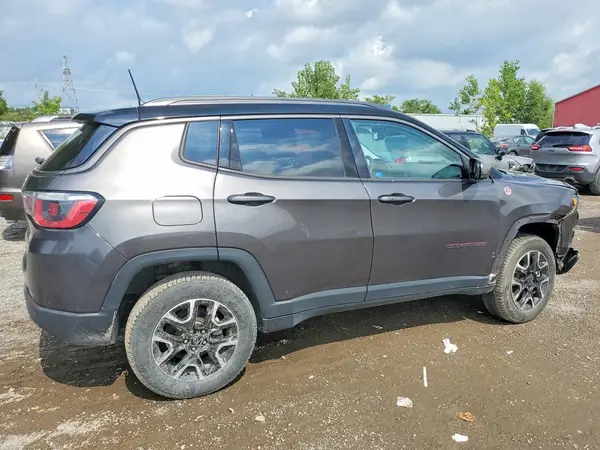 3C4NJDDB6LT156539 — 2020 Jeep Compass, фото 3 с аукциона Copart 01.10.2026, Повреждения снизу