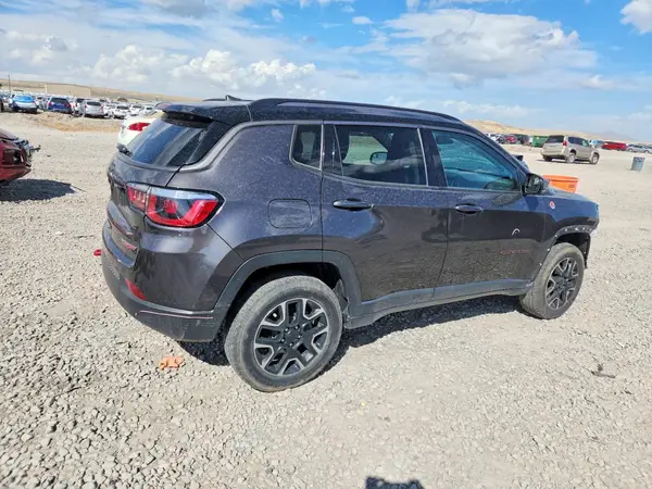 3C4NJDDB1LT196298 — 2020 Jeep Compass, photo 3 from Copart, Front end