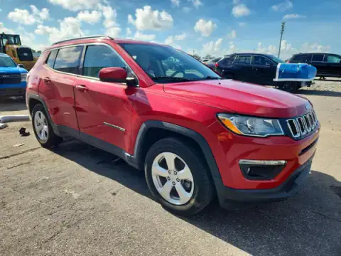 3C4NJCBBXLT166116 — 2020 Jeep Compass, zdjęcie 4 z Copart 12.10.2026, Drobne wgniecenia i rysy
