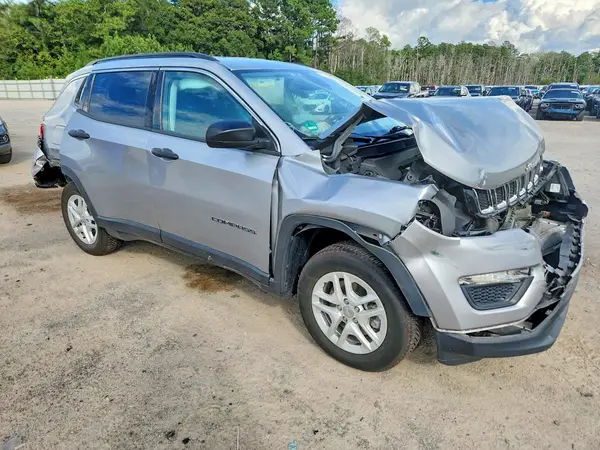 3C4NJCAB8LT191016 — 2020 Jeep Compass, zdjęcie 4 z Copart, Przód