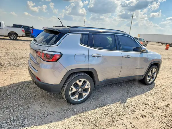 3C4NJCCBXLT211375 — 2020 Jeep Compass, фото 3 с аукциона Copart, Механические повреждения