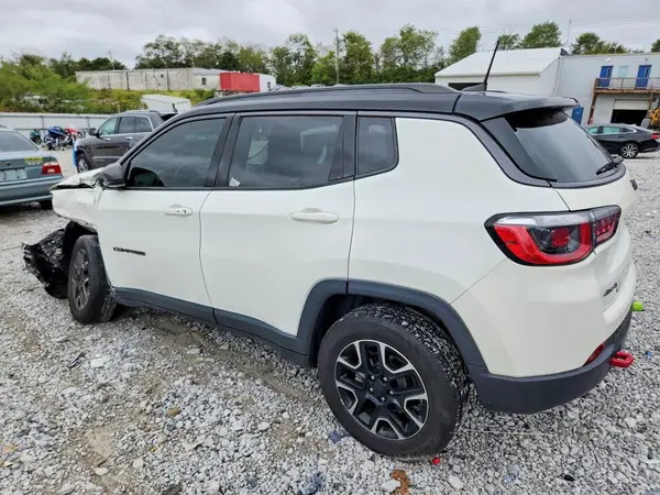 3C4NJDDB2LT195337 — 2020 Jeep Compass, photo 2 from Copart, Front end