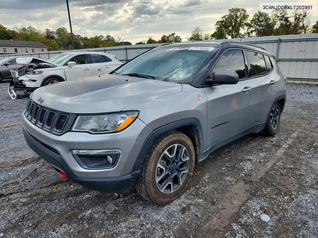 3C4NJDDBXLT202891 Jeep Compass 2020 — повреждение Передняя часть, фото до ремонта