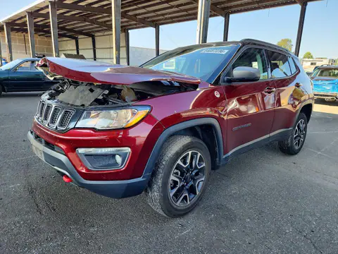 3C4NJDDB3MT565261 — 2021 Jeep Compass, Przód (Front End), zdjęć przed naprawą