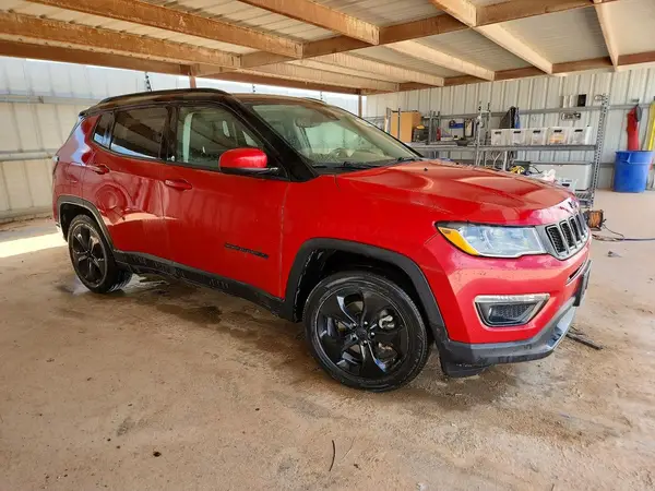 3C4NJCBB5MT587324 — 2021 Jeep Compass, photo 4 from Copart 01.10.2026, Front end