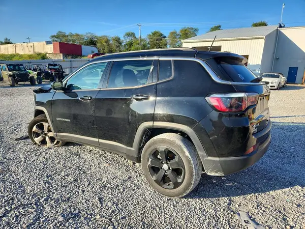 3C4NJDBB7MT601598 — 2021 Jeep Compass, фото 2 с аукциона Copart, Передняя часть