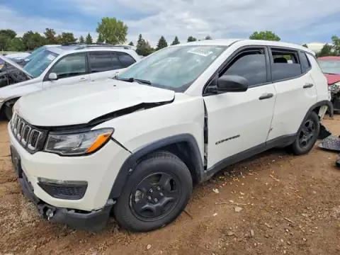 3C4NJCAB1MT526697 — 2021 Jeep Compass, უკანა ნაწილი (Rear End), ფოტოები შეკეთებამდე