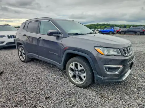 3C4NJDCB3MT558327 — 2021 Jeep Compass, photo 4 from Copart, Front end