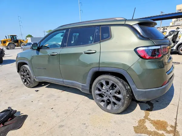 3C4NJCEB4MT536005 — 2021 Jeep Compass, zdjęcie 2 z Copart, Bok