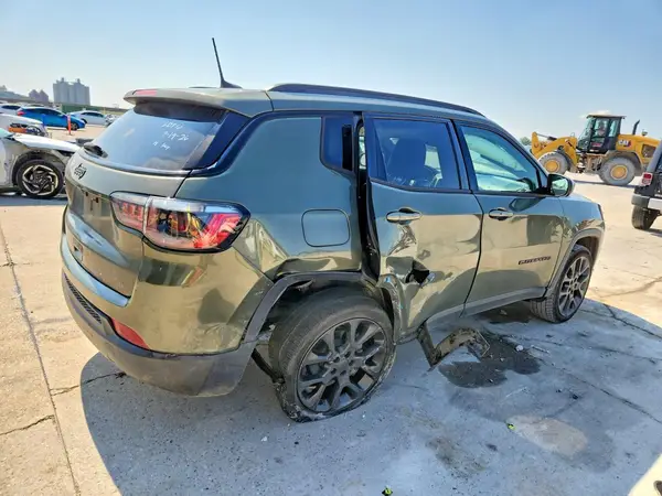3C4NJCEB4MT536005 — 2021 Jeep Compass, zdjęcie 3 z Copart, Bok