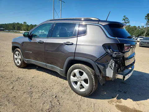 3C4NJDBB4MT566812 — 2021 Jeep Compass, zdjęcie 2 z Copart 21.10.2026, Przód