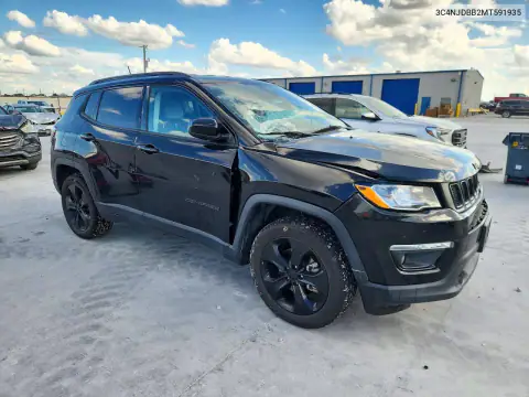 3C4NJDBB2MT591935 — 2021 Jeep Compass, фото 4 с аукциона Copart, Передняя часть