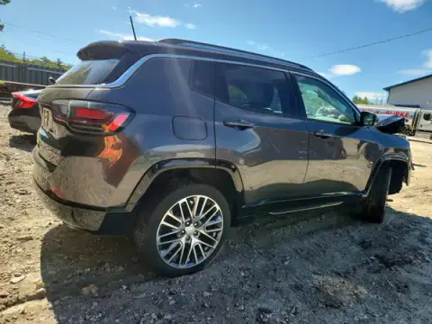 3C4NJDCB3NT108680 — 2022 Jeep Compass, ფოტო 3, Copart, წინა ნაწილი