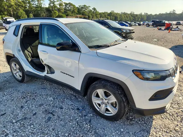 3C4NJCBB0NT187401 — 2022 Jeep Compass, photo 4 from Copart, Side