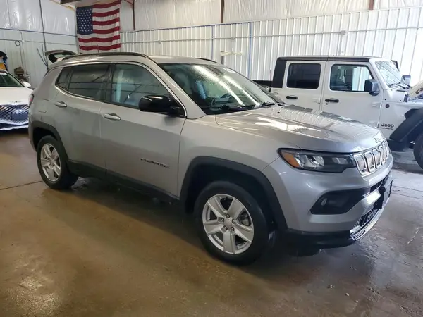 3C4NJDBB7NT207729 — 2022 Jeep Compass, zdjęcie 4 z Copart, Tył