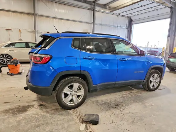 3C4NJDBB0NT231662 — 2022 Jeep Compass, фото 3 с аукциона Copart, Задняя часть