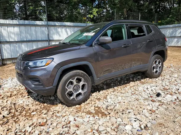3C4NJDDBXNT144719 Jeep Compass 2022 — Front end damage, before-repair photo
