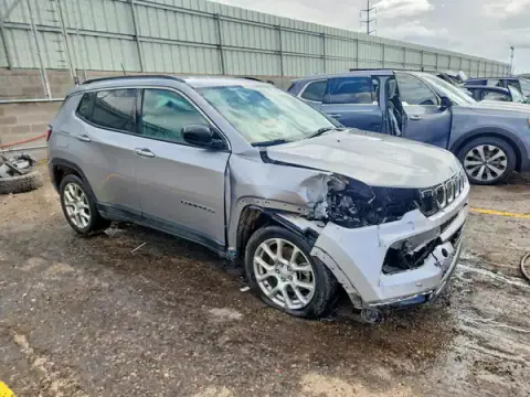 3C4NJDFN1PT531640 — 2023 Jeep Compass, ფოტო 4, Copart, წინა ნაწილი
