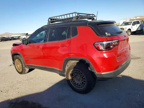 2023 Jeep Compass VIN 3C4NJDBNXPT520030 фото 2