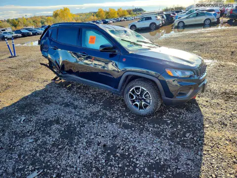 3C4NJDDN9RT166825 — 2024 Jeep Compass, photo 4 from Copart, All-over damage